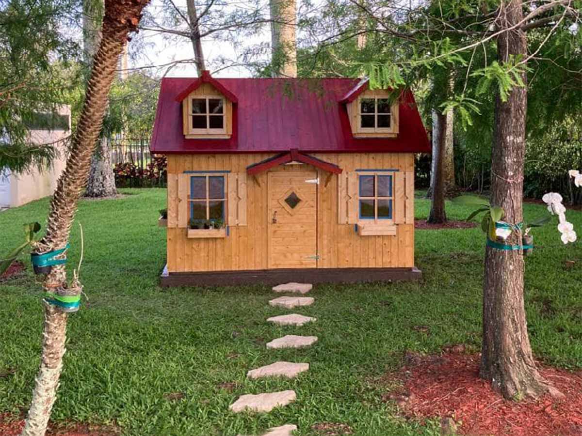 Why is DIY Playhouse Kit a Good Idea?