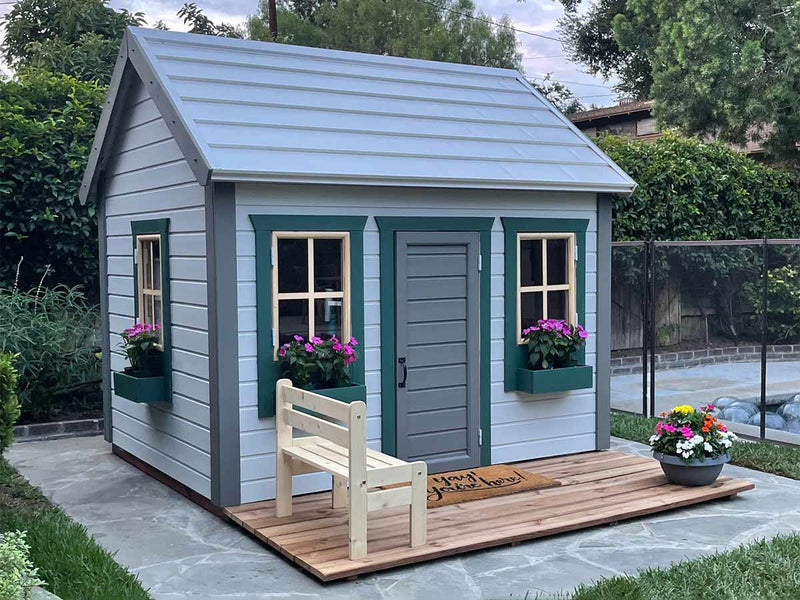 How to Decorate Kids Outdoor Playhouse
