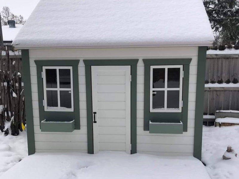 Wooden Playhouse – Your Winter Wonderland in the Backyard